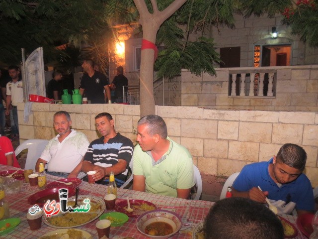 كفرقاسم : الدكتور ابراهيم ابو جابر يحتفل بتخرج نجله الدكتور انس  بدعوة الاهالي على وليمة عشاء